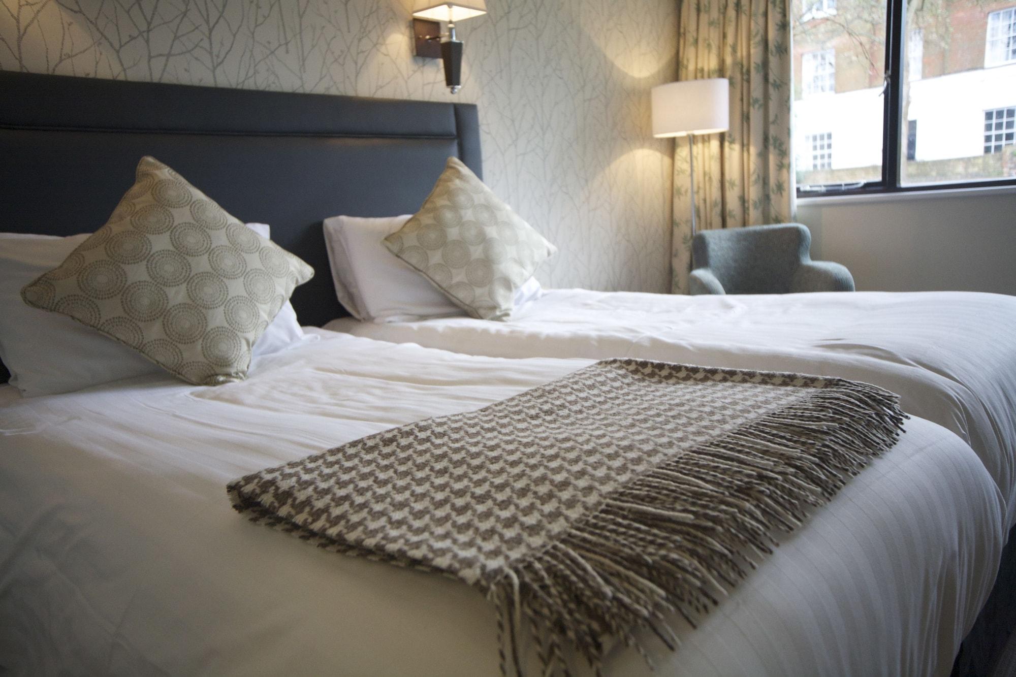Winchester Royal Hotel Extérieur photo