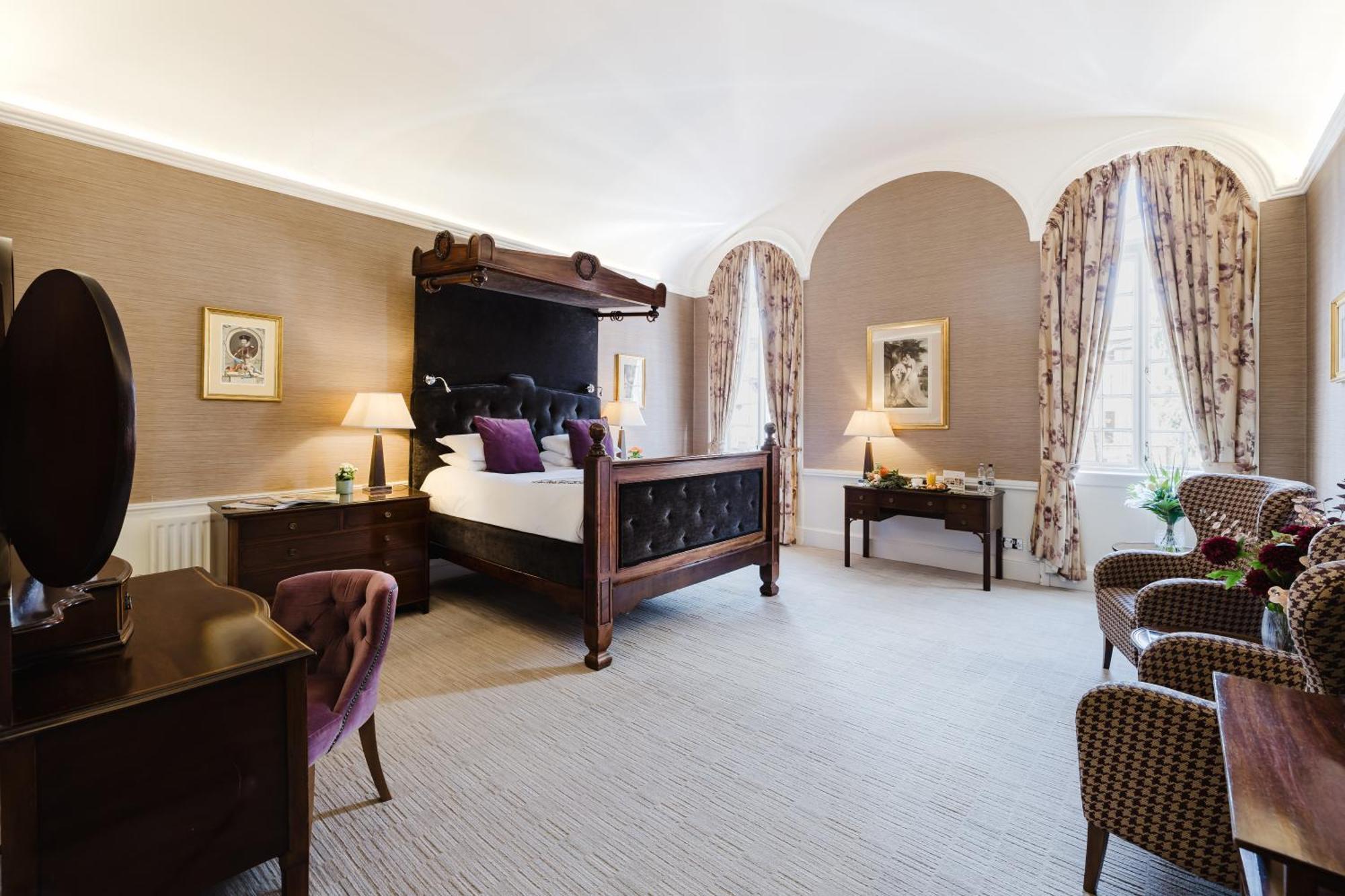 Winchester Royal Hotel Extérieur photo